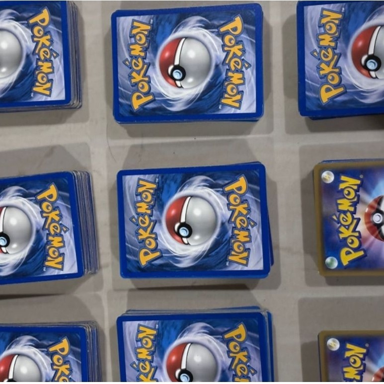 Kartu Pokemon Bekas
