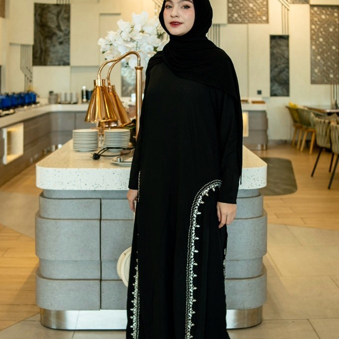 NAMIRA ABAYA