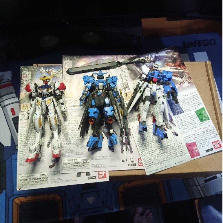 Gundam hg 1/144 Bandai bekas