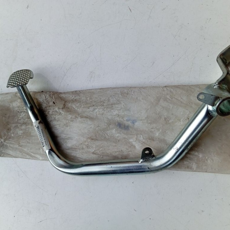 Pedal Rem Honda Megapro New Monoshock Tipe CW Rem Belakang Rear Brake Cakram ORIGINAL 46500-KYE-900