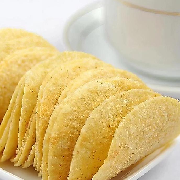 Yummy Lays Potato Chips Kaleng 104g Made In China Keripik Kentang Makanan Cemilan