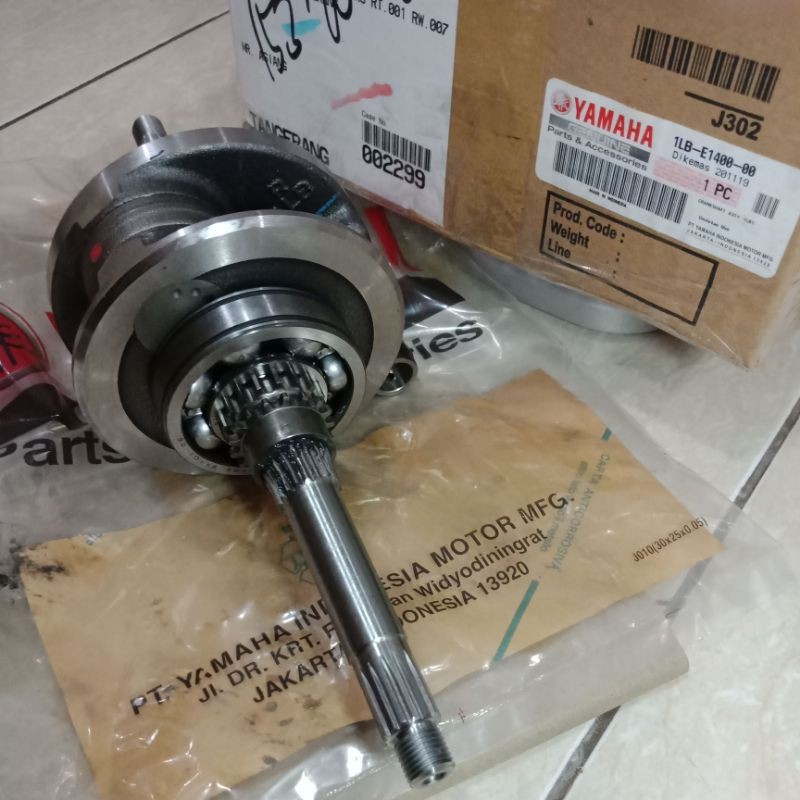 CRANKSHAFT KRUK KREK AS 1LB XEON RC GT 125 FI AEROX 125 ORIGINAL ORI  YAMAHA 1LB-E1400-00 ORIGINAL