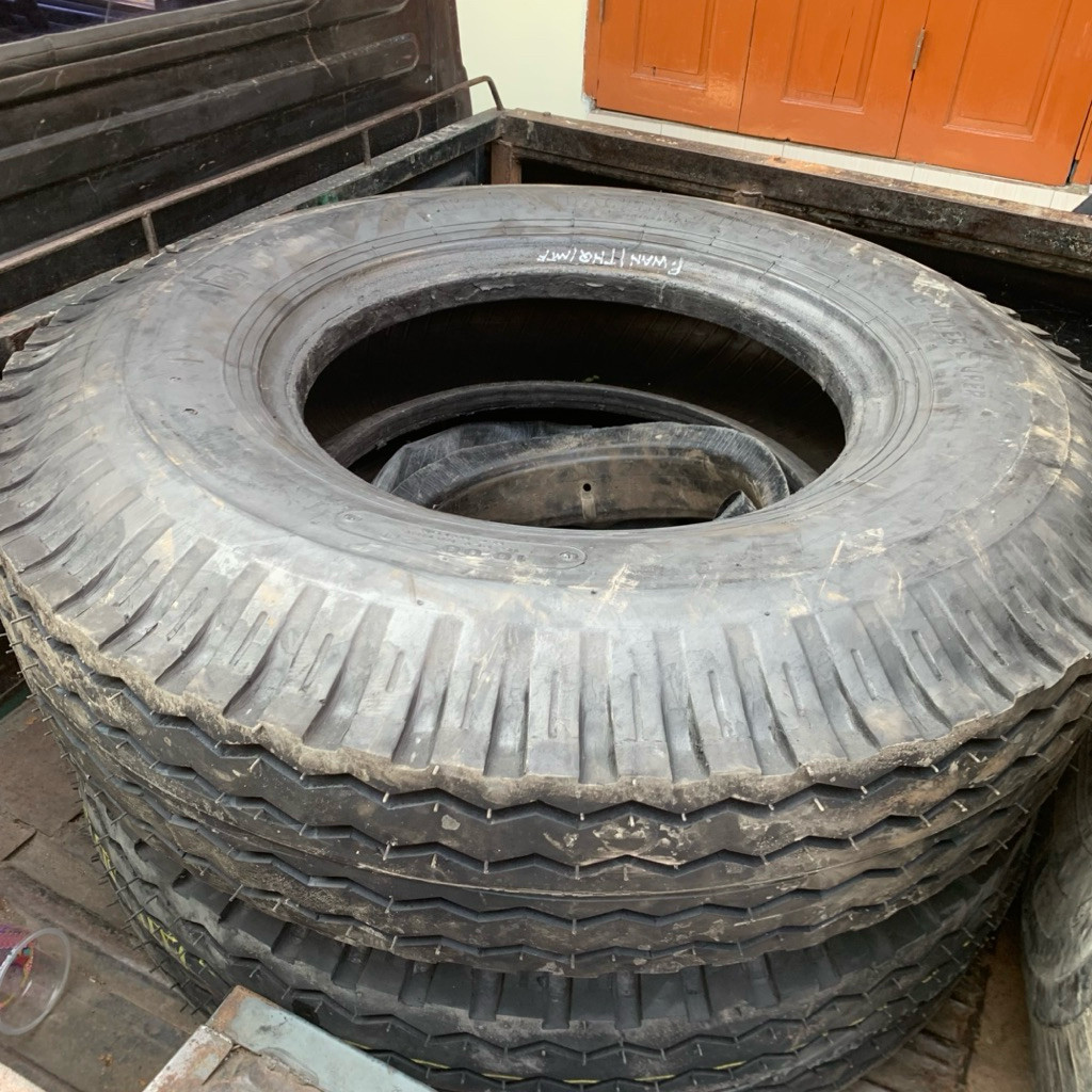 BAN VULKANISIR TEBAL GRADE A Ban truck 900-1100 ring 20