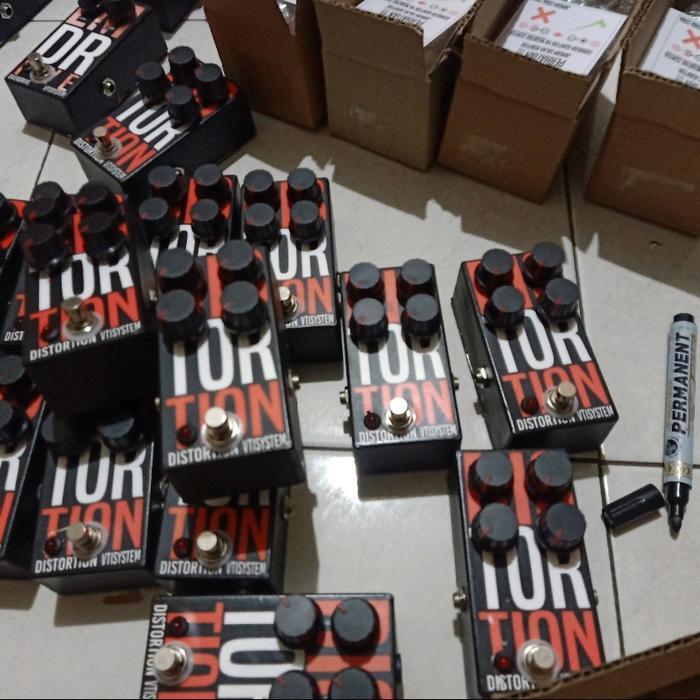 Ready Efek gitar distorsi vtisystem - Efek