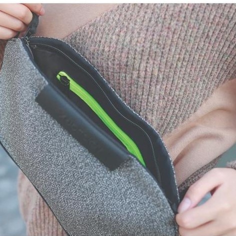 Tas Selempang Minimalis Urban Bumbag Cut Proof By Xd Design, Anti-Theft Sling Bag