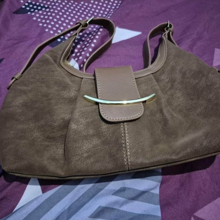 TAS MOCO FASHION BARU. BELUM PERNAH DIPAKAI.