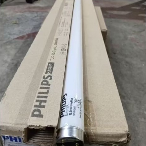 Lampu TL-D 36W 36 Watt 965 6500K Graphica Master Philips