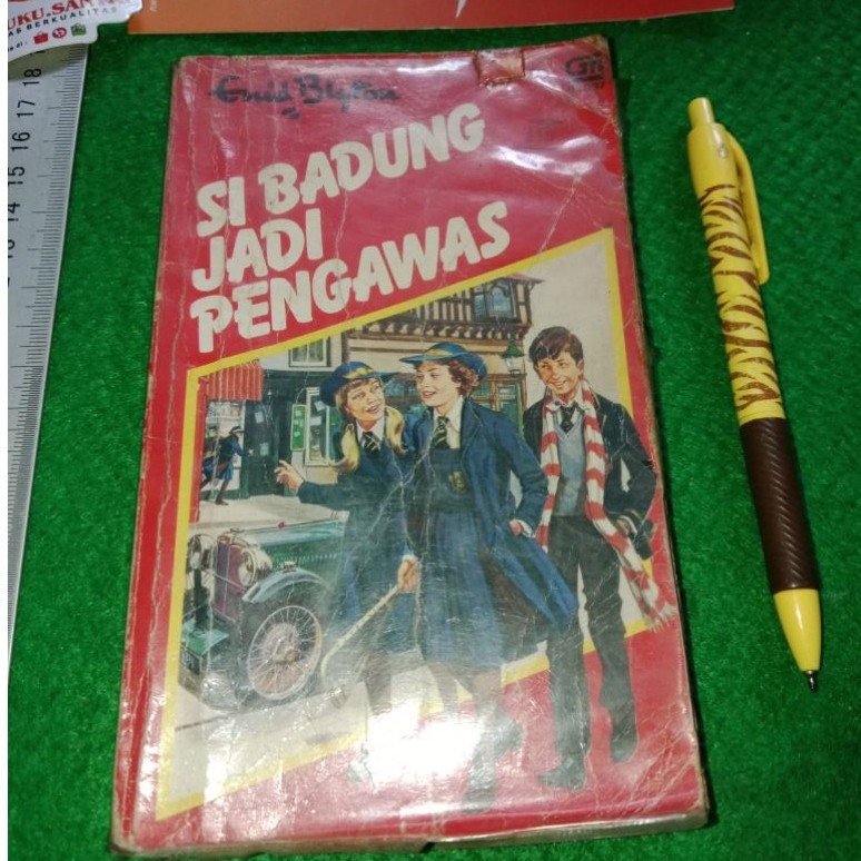 Buku Novel Lawas langka : Si Badung jadi Pengawas by Enid Blyton.