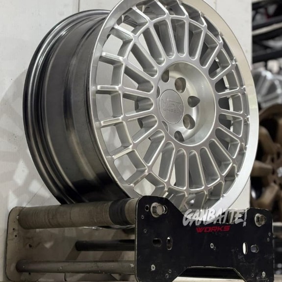 Velg Racing Rally R15 • HSR Futbuls Hyper Silver