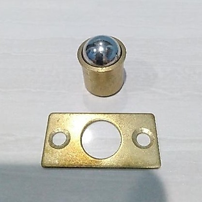16.5mm Mata Ayam Kuningan Tanam Pelor Ball Catch Pengait Penahan Pintu Lemari .