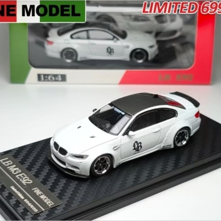 Fine model LB Works BMW M3 E92 white