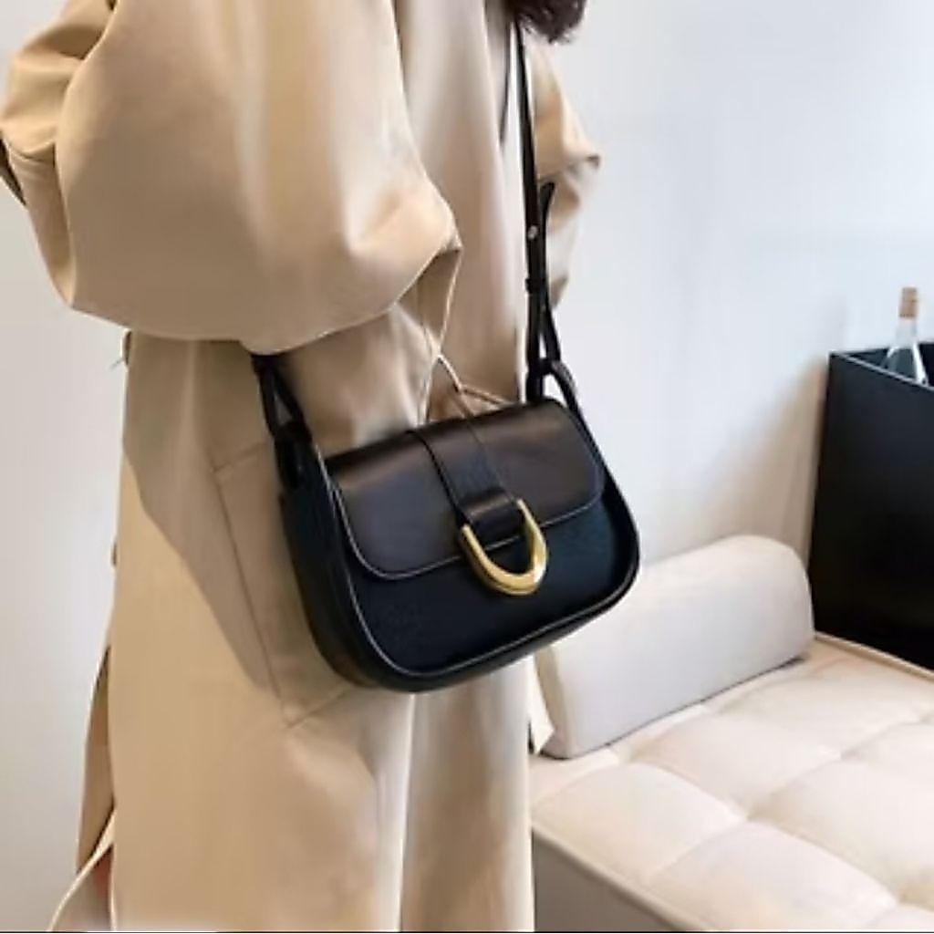 TAS Selempang Wanita - Della Sling Bag - Tas Wanita TerBaru Kekinian