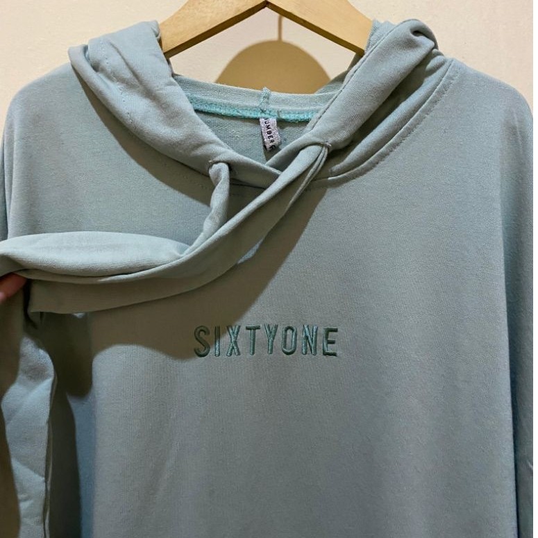 preloved sweatshirt hoodie brand sixtyone warna sage seperti difoto