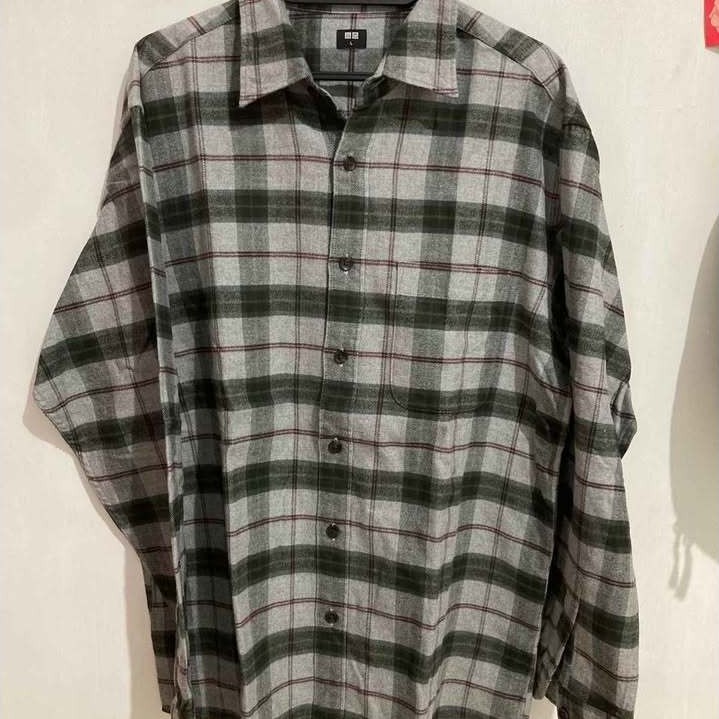 Kemeja Flannel Uniqlo