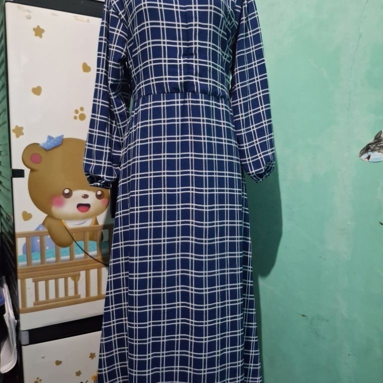 Preloved Gamis Ceruti Kotak Biru