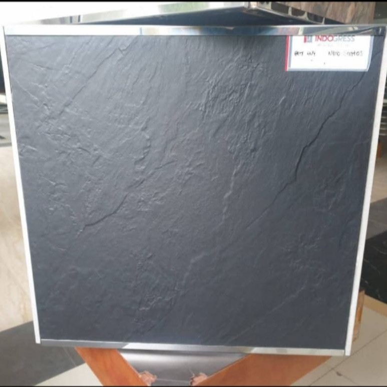 Granit lantay 60x60 kasar cocok buat teras