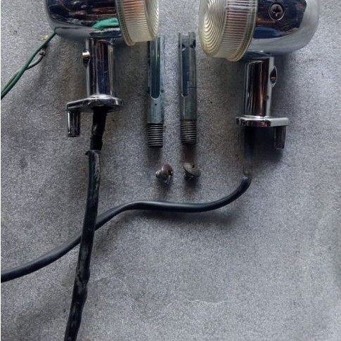 LAMPU SEIN SEPASANG ORIGINAL HONDA AHM STANLEY SCOOPY KARBU 2012