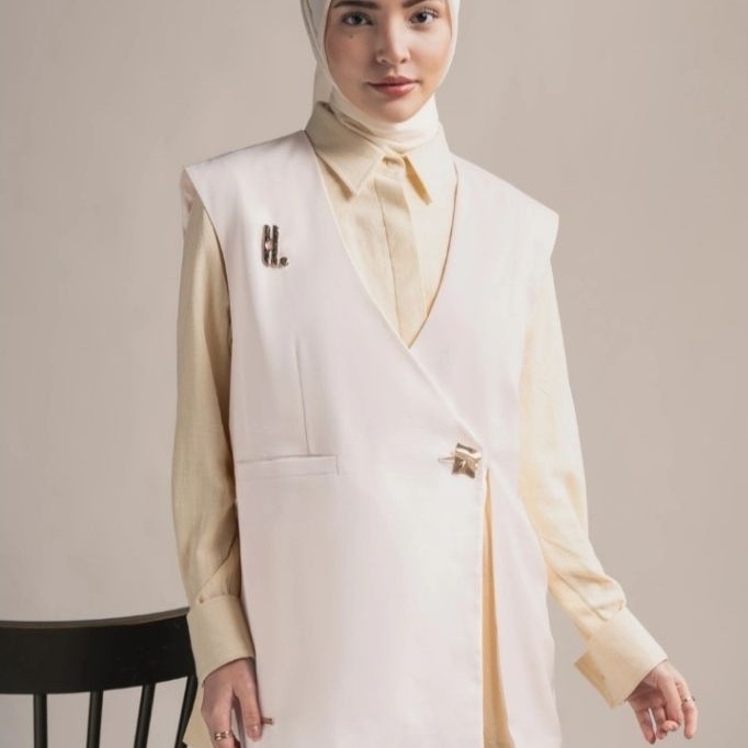 Heylocal Lampung | Dear To Heart Vest | Vest