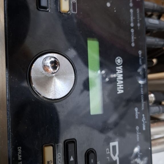 drum elektrik yamaha dtx 522