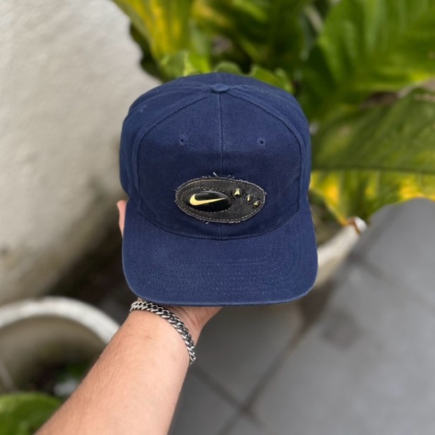 Topi Nike Air Vintage Bubble Logo