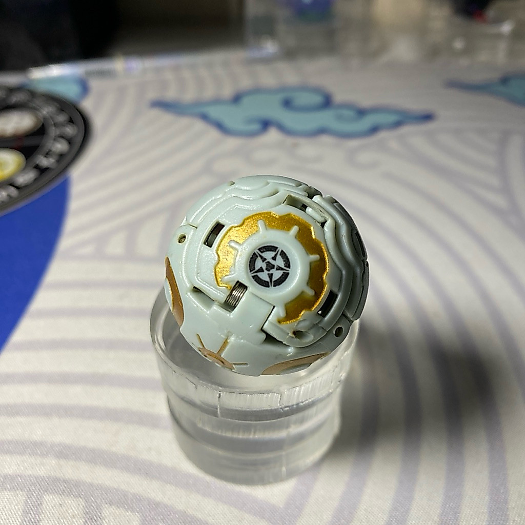 Bakugan B2 Lars Lion Haos Bakugan