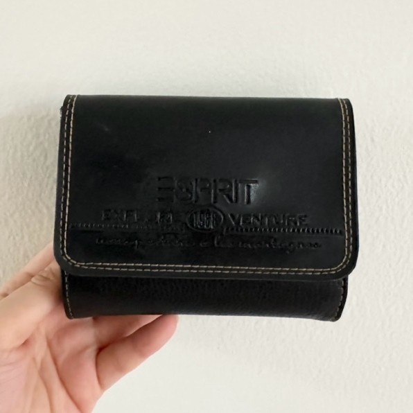 Esprit wallet dompet lipat wanita kulit hitam