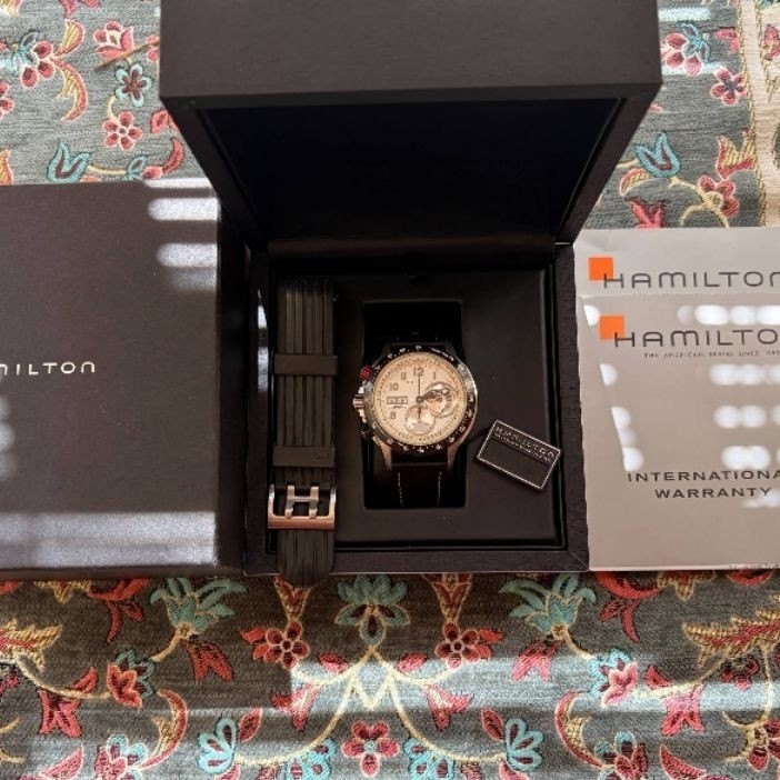Hamilton khaki