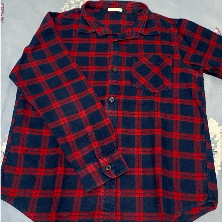 Preloved kemeja flanel by GU