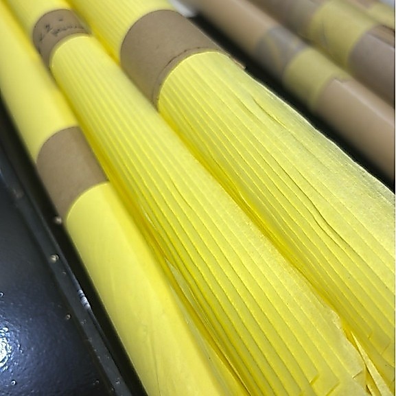 kertas layangan litho warna kuning
