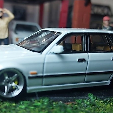 Mortal BMW E34 Wagon White 1/64