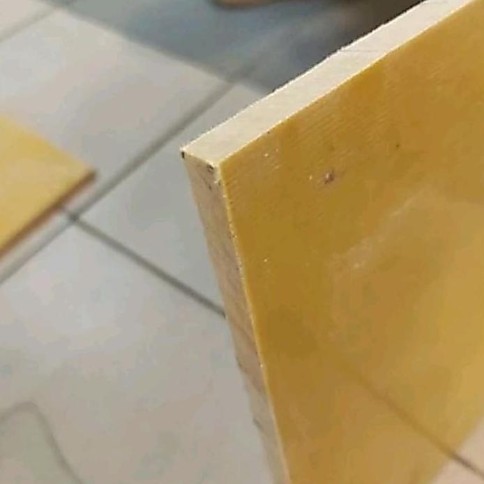 Resin Kuning / Epoxy Sheet Fibberglass G11 / 10mm x 30cm x 30cm
