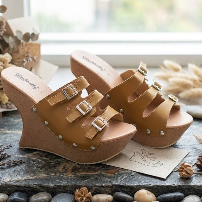 Sandal Wedges Wanita Strappy Buckle - Coklat Elegant (Heels 13cm)