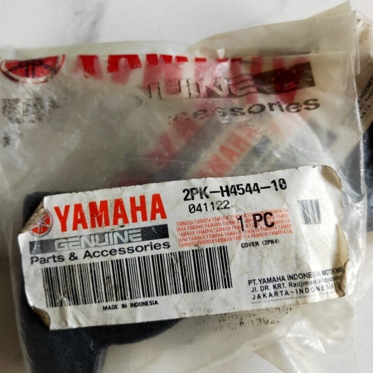karet cover tutup lampu depan r15 v2