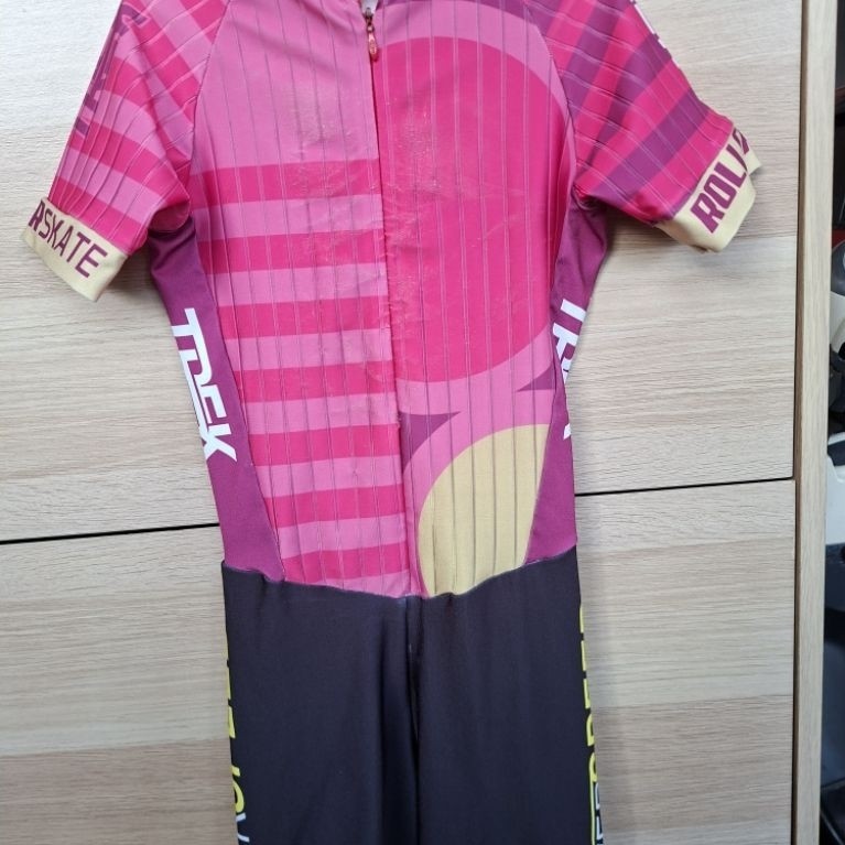 preloved skinsuit size 9s trek powerspeed pink