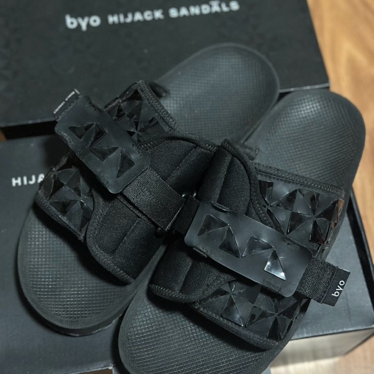 hijack sandal x byo preloved