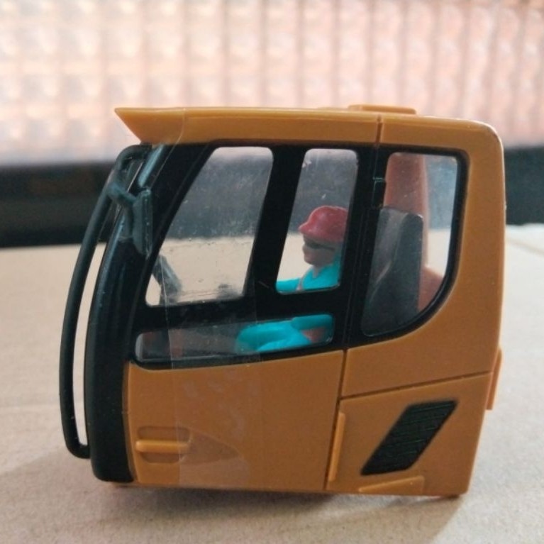 Kabin kepala rc excavator yigong