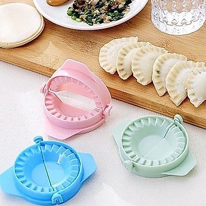 Cetakan Pastel / Cetakan Pangsit / Cetakan Dumpling Gyoza