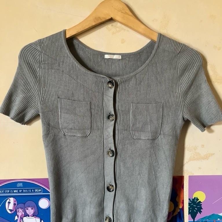 Rajut GU Uniqlo