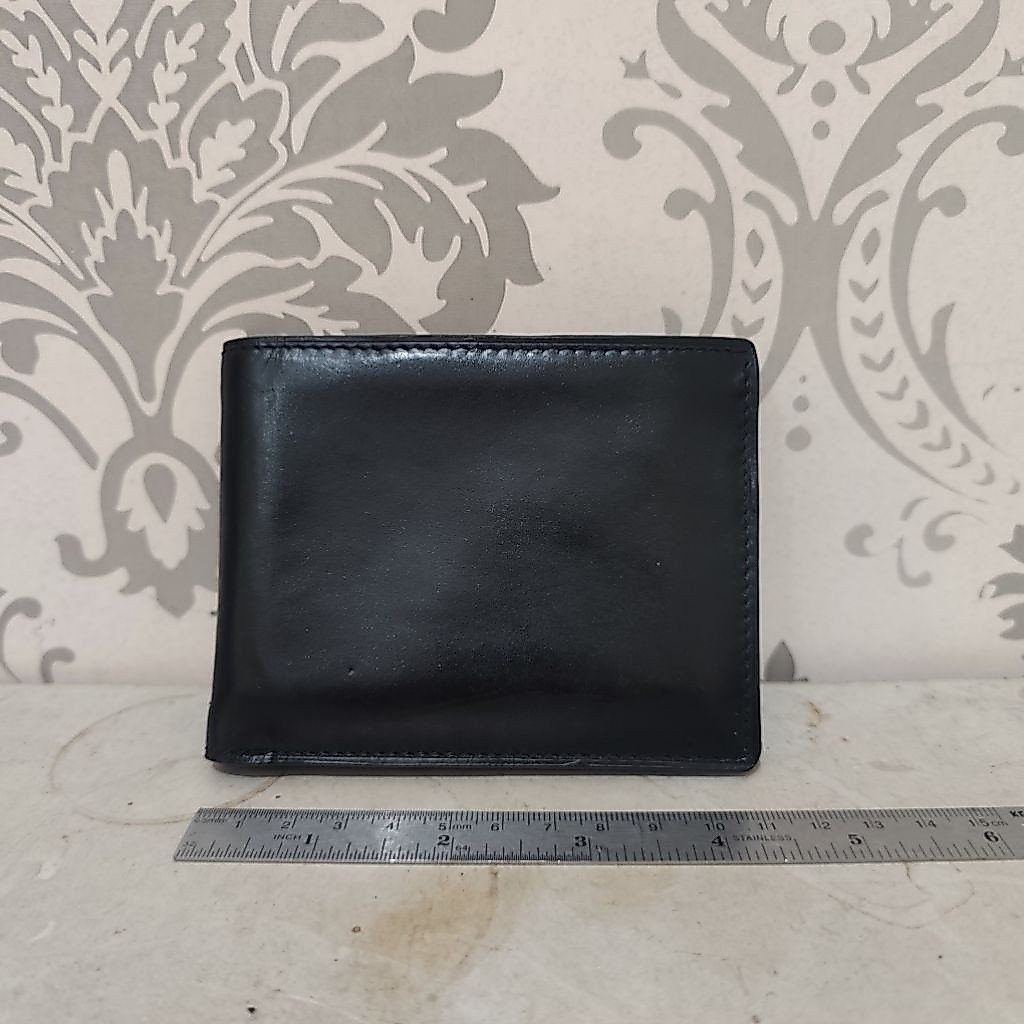 Dompet bifold kulit Full Up preloved