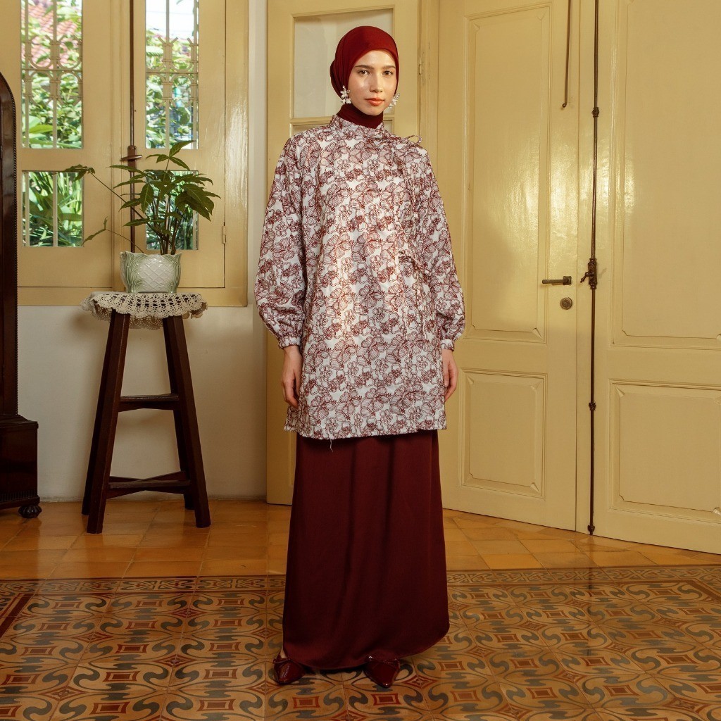 Lozy Hijab - Leora Embroidery Tunik (Tunik Pattern Embroidery Bahan Katun Bordir)