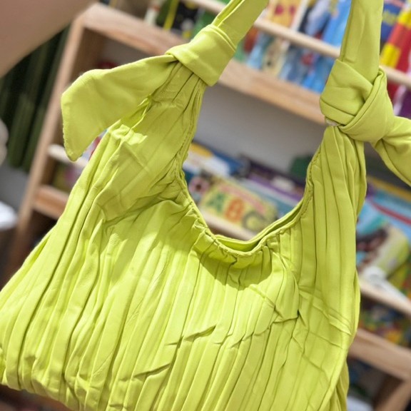 Vera Wang Shoulder Bag - Tas Second/Tas Preloved/Tas Branded Preloved