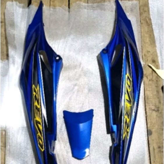 Cover Body belakang Honda Revo lama Revo lancip + striping stiker warna biru