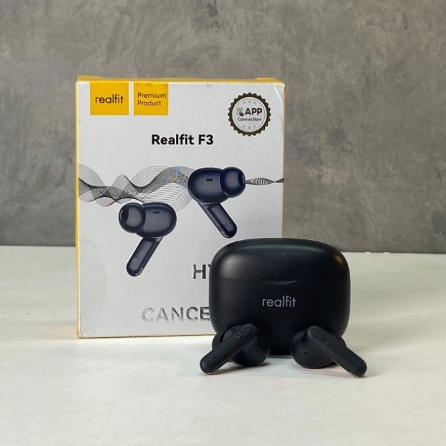 realfit F3 Hybrid Noise Canceling