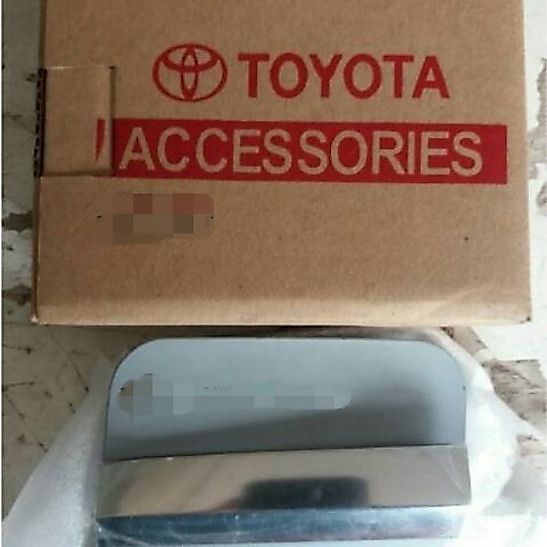 COVER / Tutup / DEREK / Towing / Bemper Depan avanza luxury Original