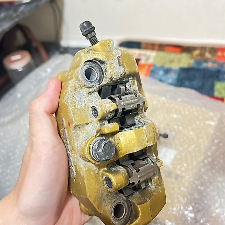 kaliper tokico