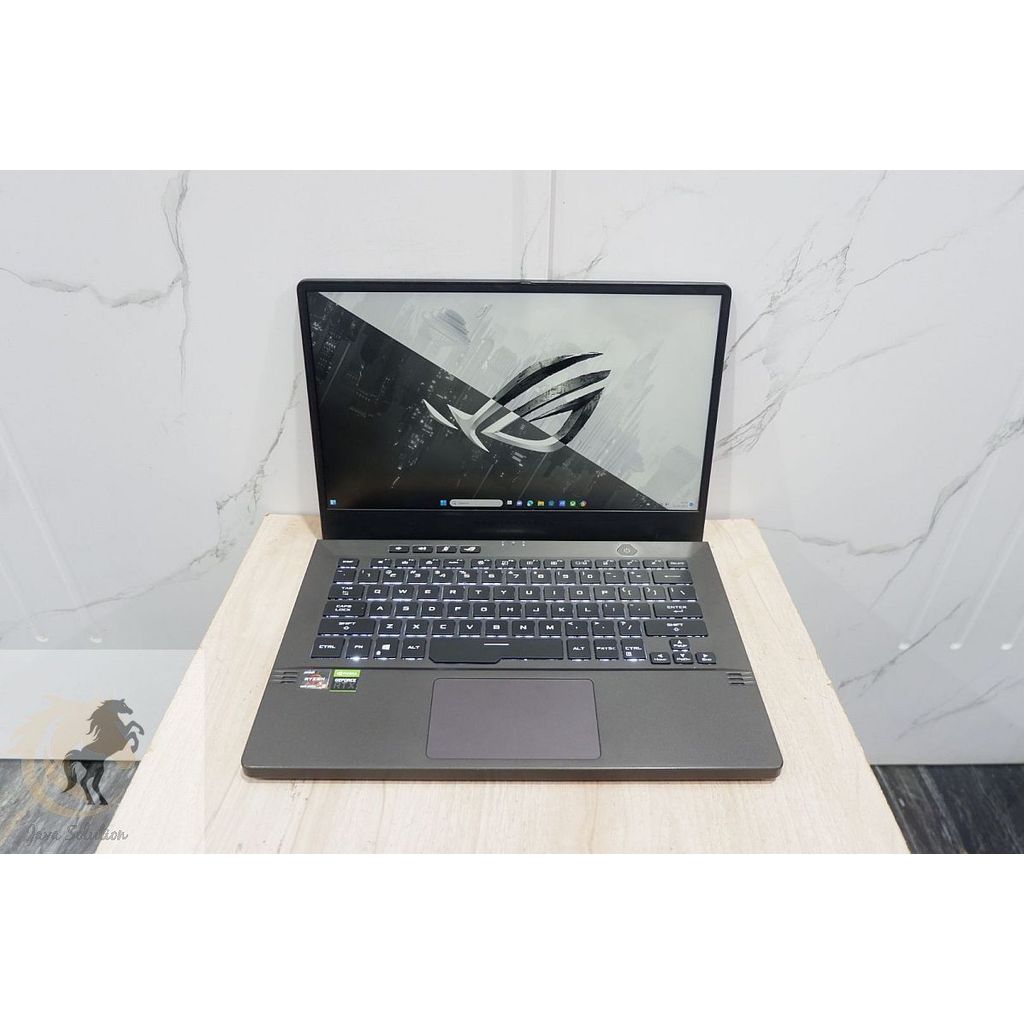 Asus Zephyrus G14 GA401Q AMD Ryzen 9 5900HS NVIDIA GeForce RTX 3060 RAM 16GB SSD 1TB