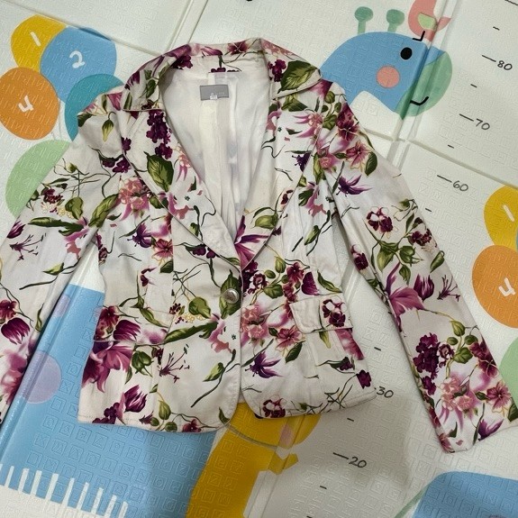 Preloved Blazer Motif Bunga