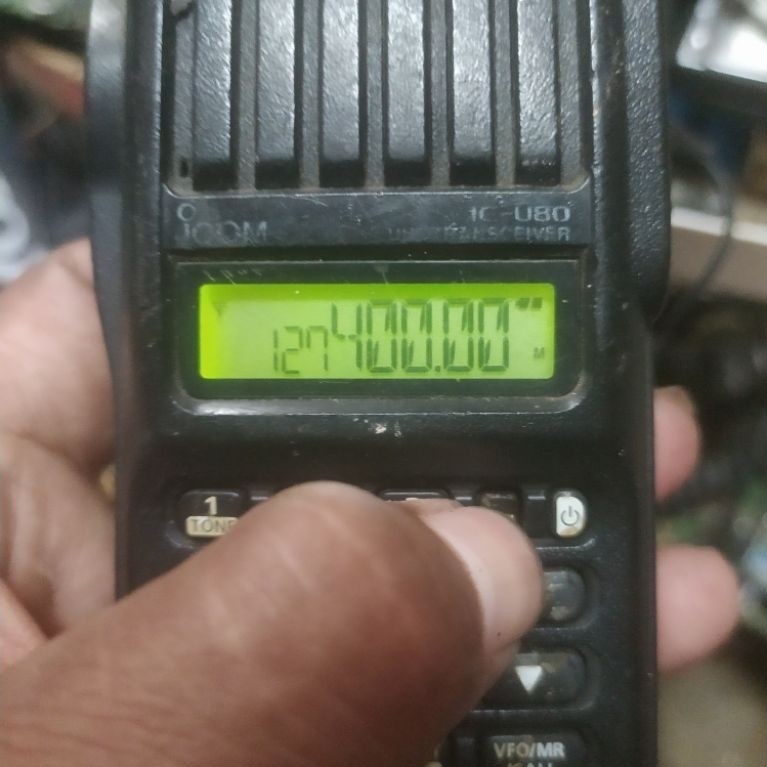 ht icom ic u80 frekuensi 350-400