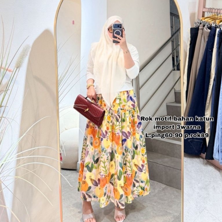 Rok Motif Bunga Besar 1 Bahan Katun 3 Warna