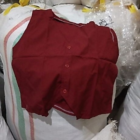 Rompi merah SD